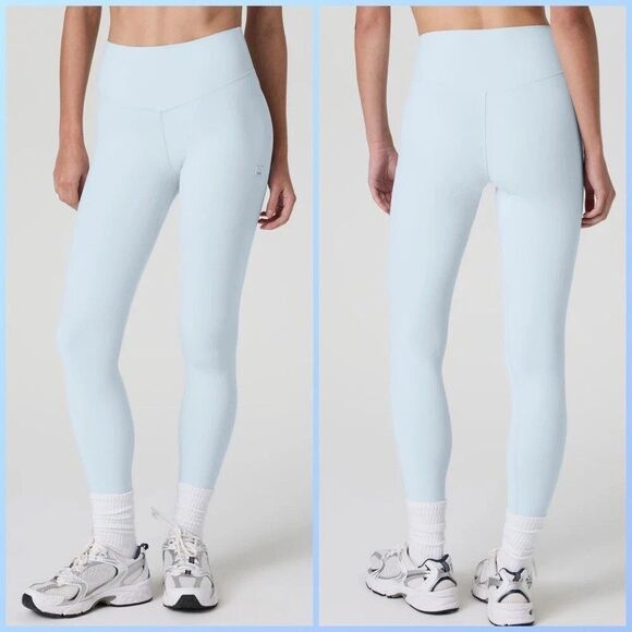 Vuori VW4130 Women's Sz XS Light Mist Blue AllTheForm Performance 7/8 Leggings - Picture 12 of 12